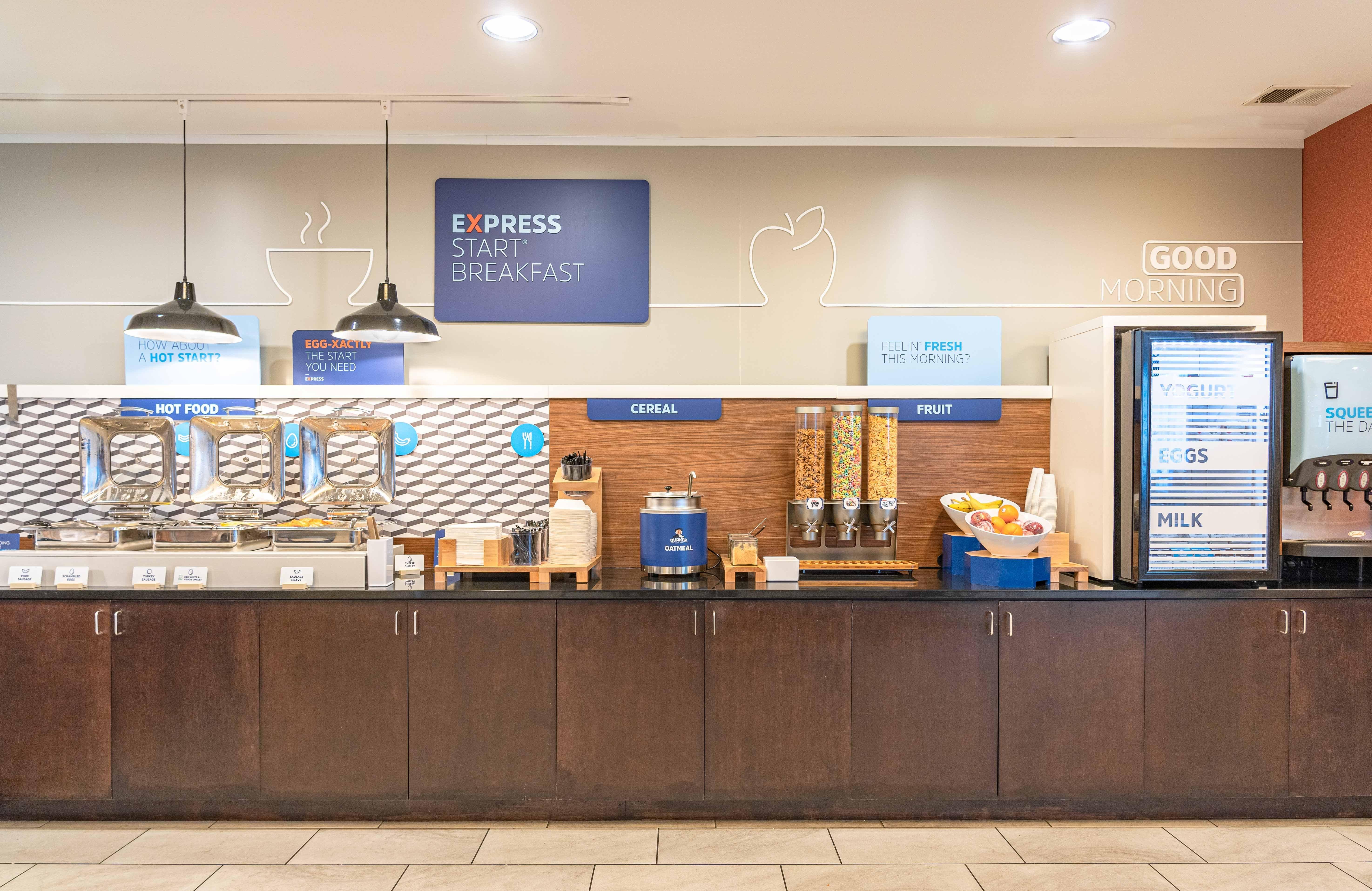 Holiday Inn Express & Suites Columbus - Easton Area By Ihg Gahanna Bagian luar foto